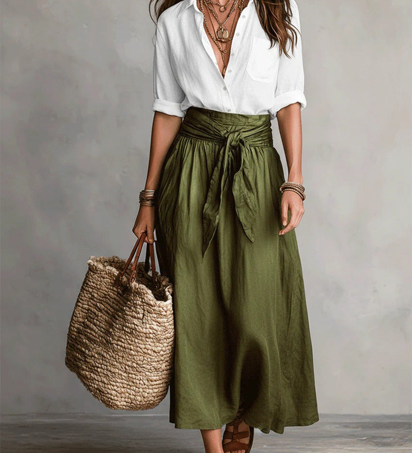 Vera – Two-piece set: black top and olive green midi skirt