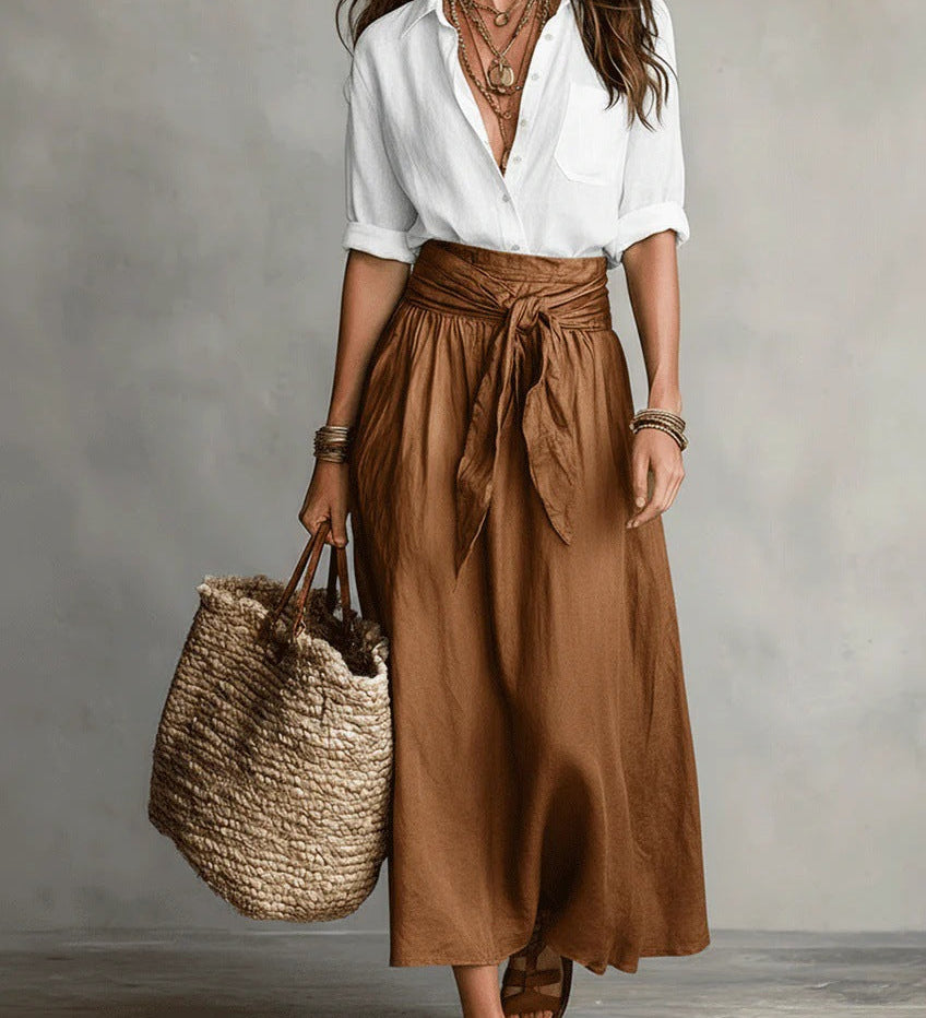 Vera – Two-piece set: black top and olive green midi skirt