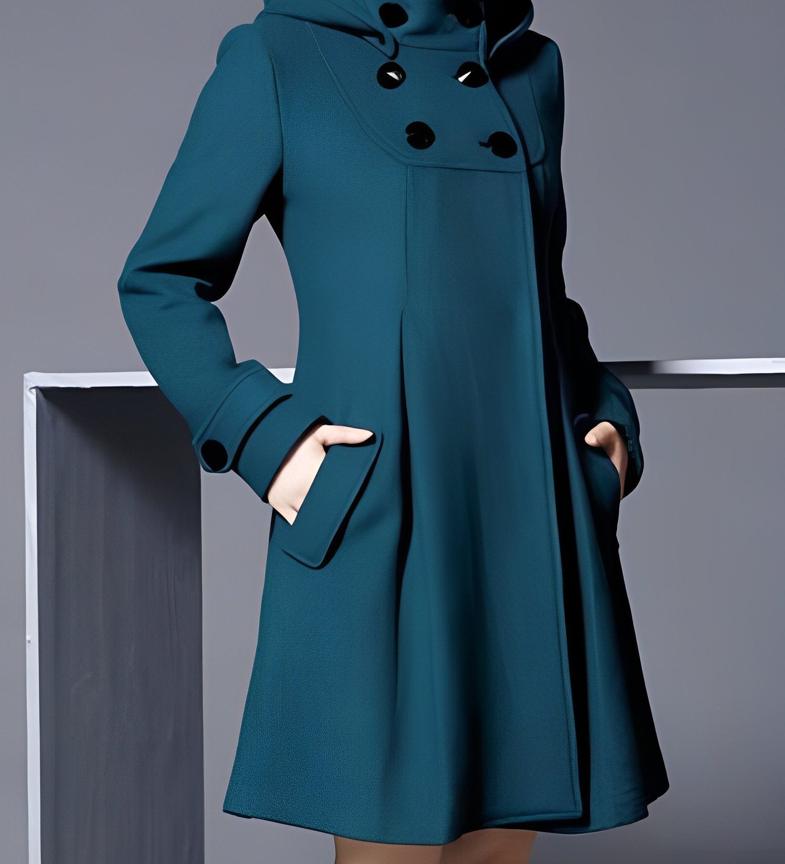 Quinn - Elegant Coat